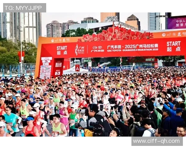 广州城市马拉松精彩点评滑板队节奏表现引人瞩目